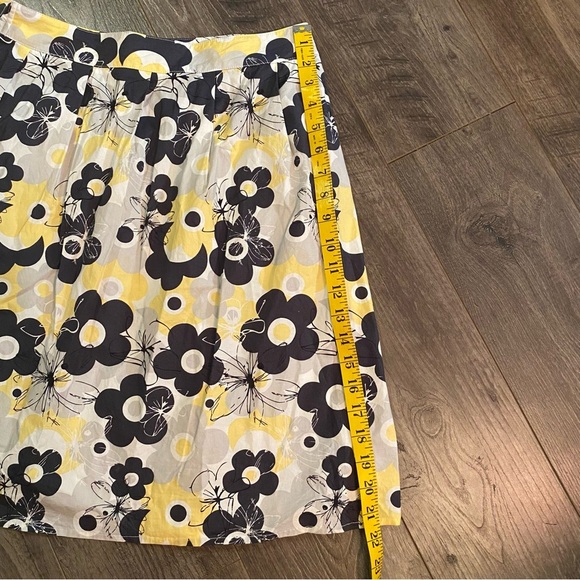 Mexx skirt with tie yellow & black floral details - Picture 9 of 9